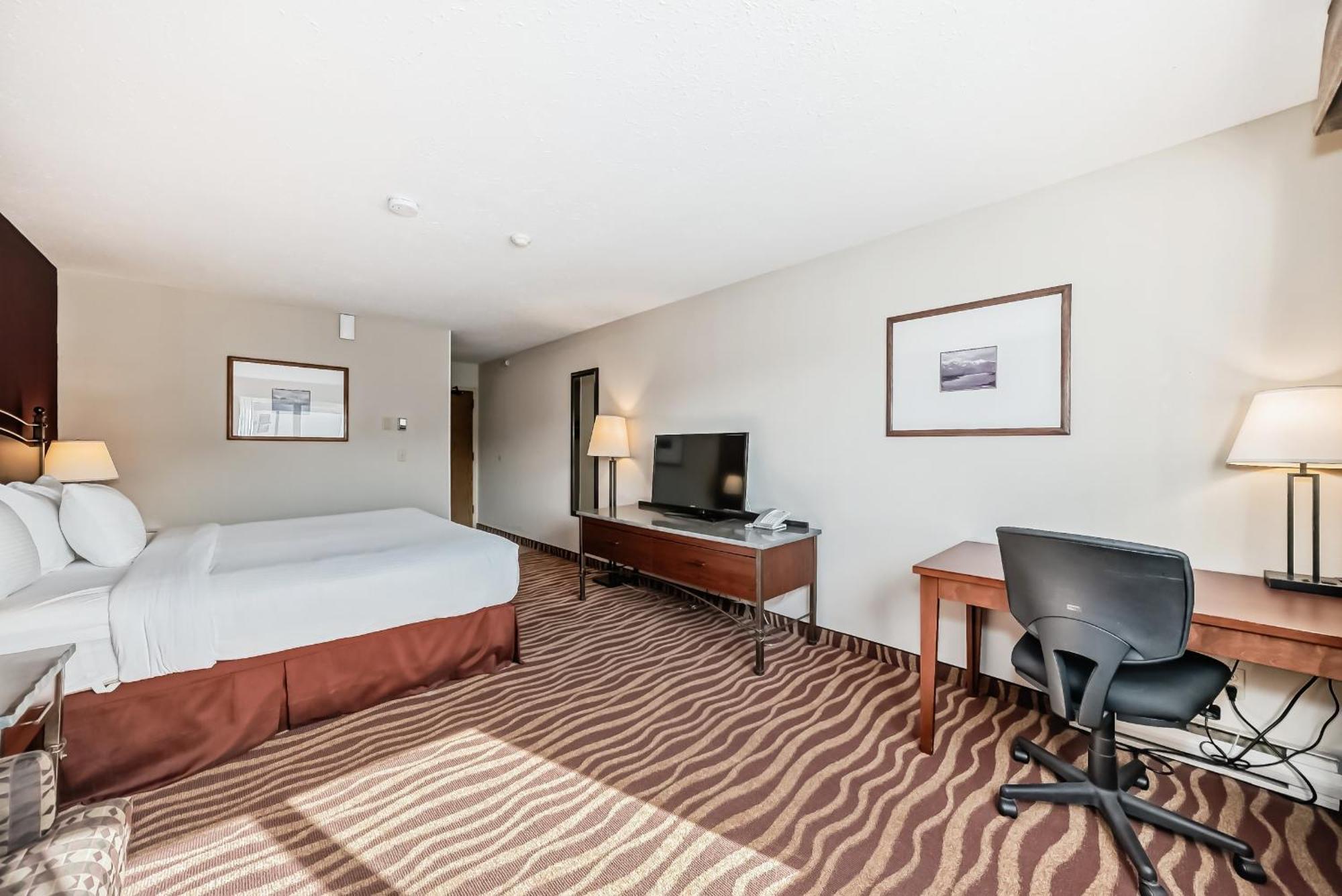 Invermere Inn & Suites ภายนอก รูปภาพ