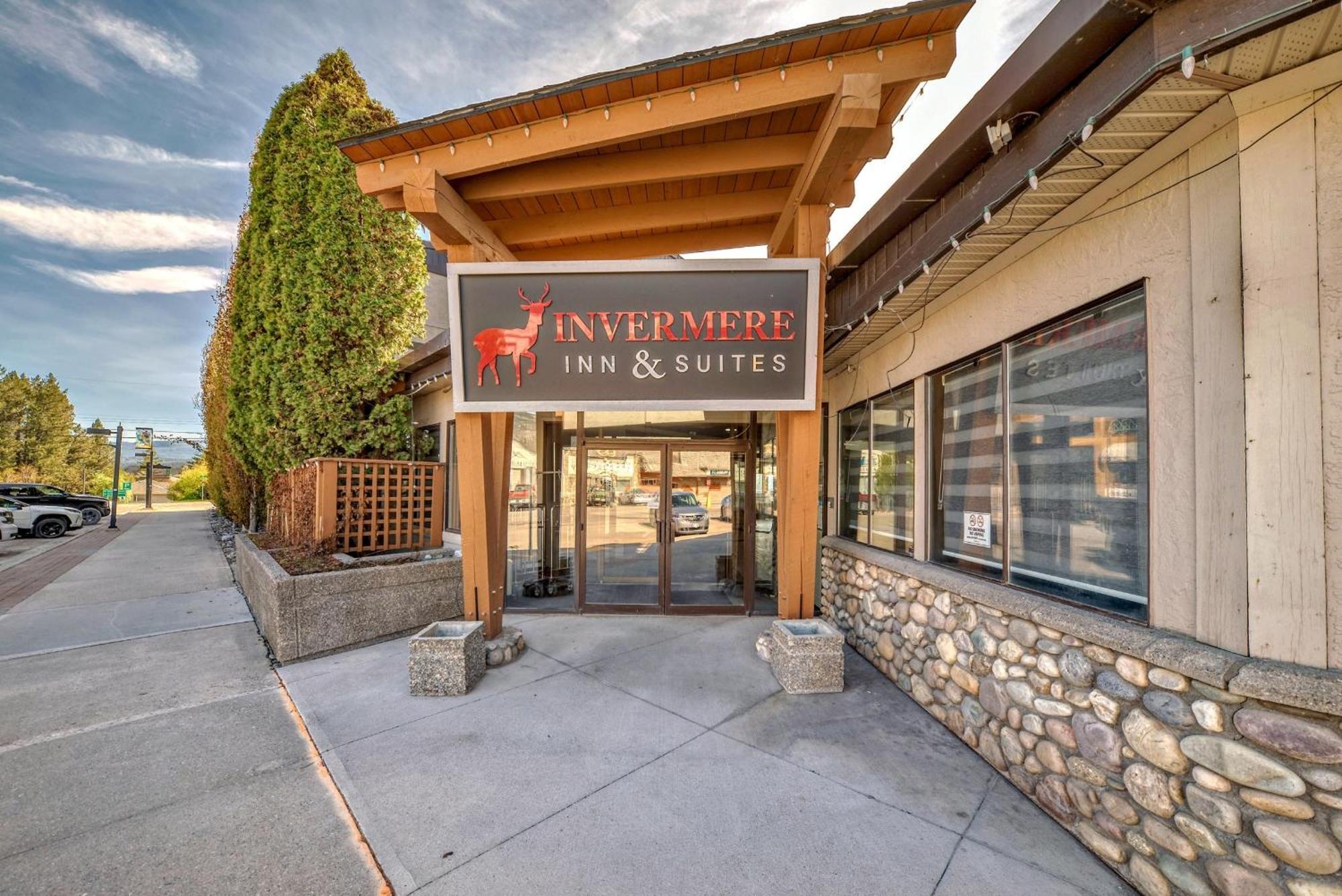 Invermere Inn & Suites ภายนอก รูปภาพ
